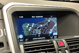 valkoinen Volvo XC60 2016 kuva 19.