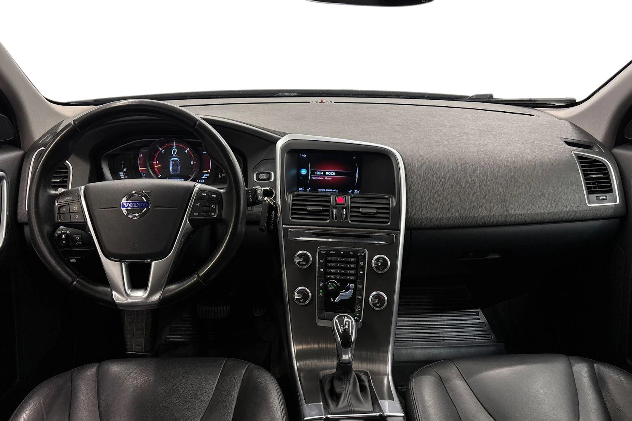 musta Volvo XC60 2016 kuva 7.