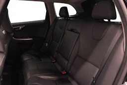 musta Volvo XC60 2016 kuva 8.