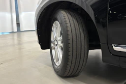 musta Volvo XC60 2016 kuva 10.