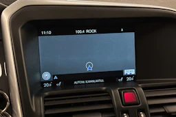 musta Volvo XC60 2016 kuva 21.