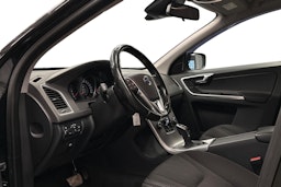 musta Volvo XC60 2017 kuva 3.