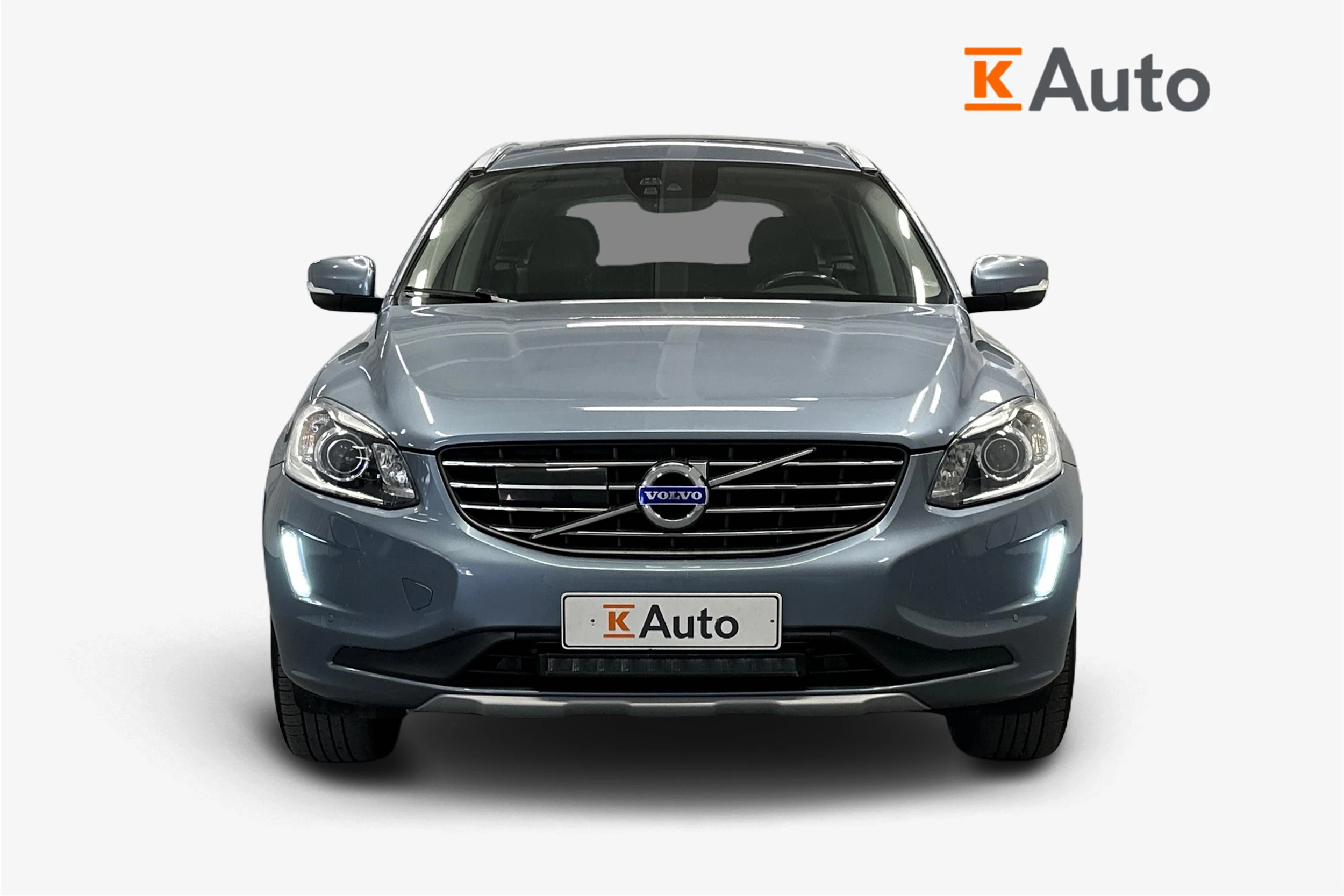 sininen Volvo XC60 2017 kuva 5.