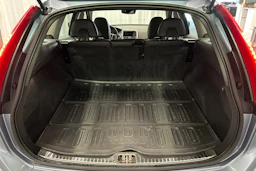 sininen Volvo XC60 2017 kuva 15.