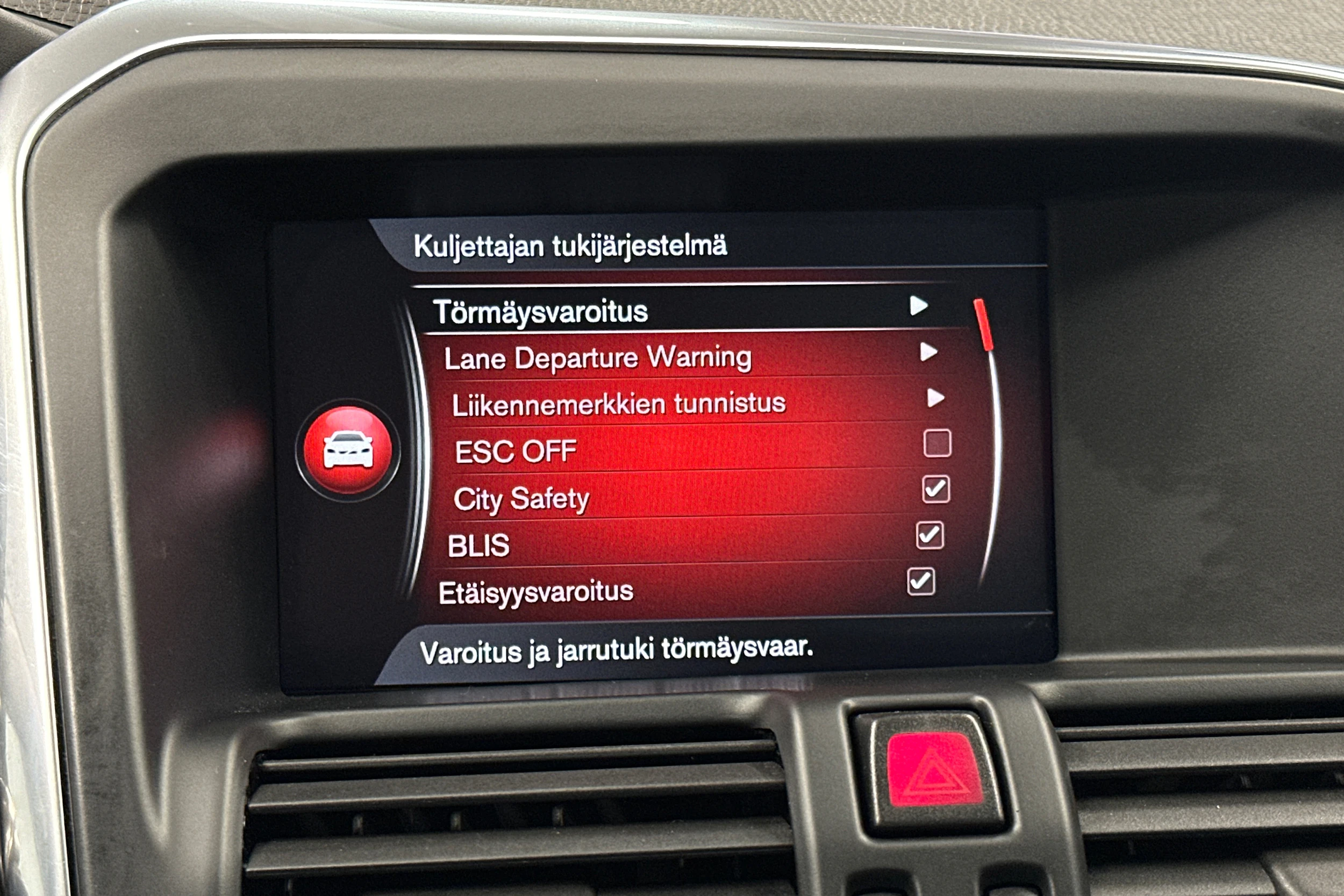 sininen Volvo XC60 2017 kuva 25.