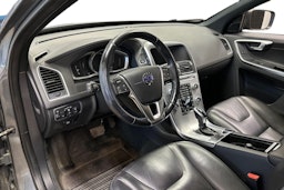 harmaa Volvo XC60 2017 kuva 3.