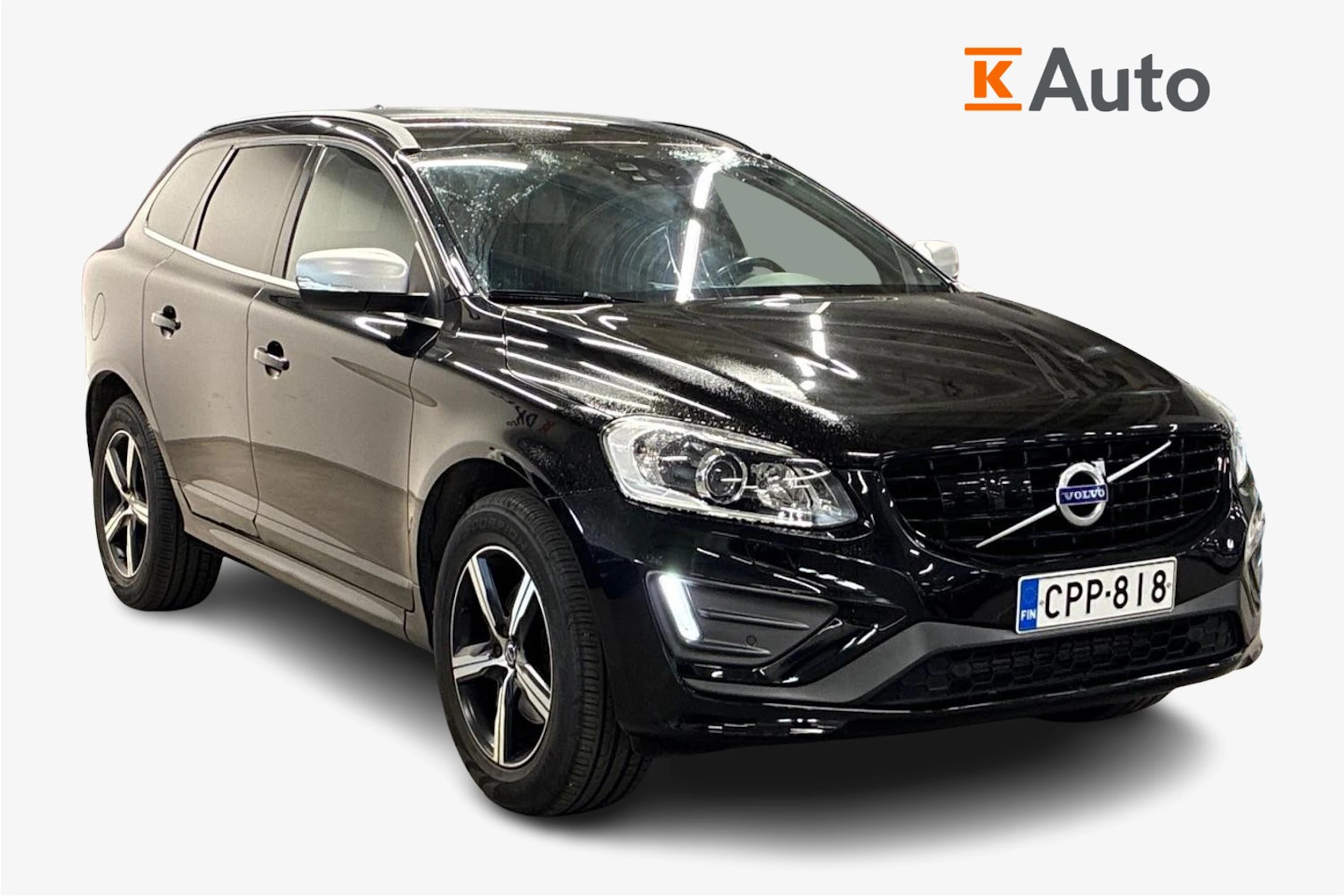 musta Volvo XC60 2017 kuva 1.