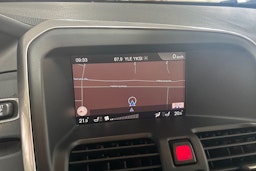 valkoinen Volvo XC60 2017 kuva 18.
