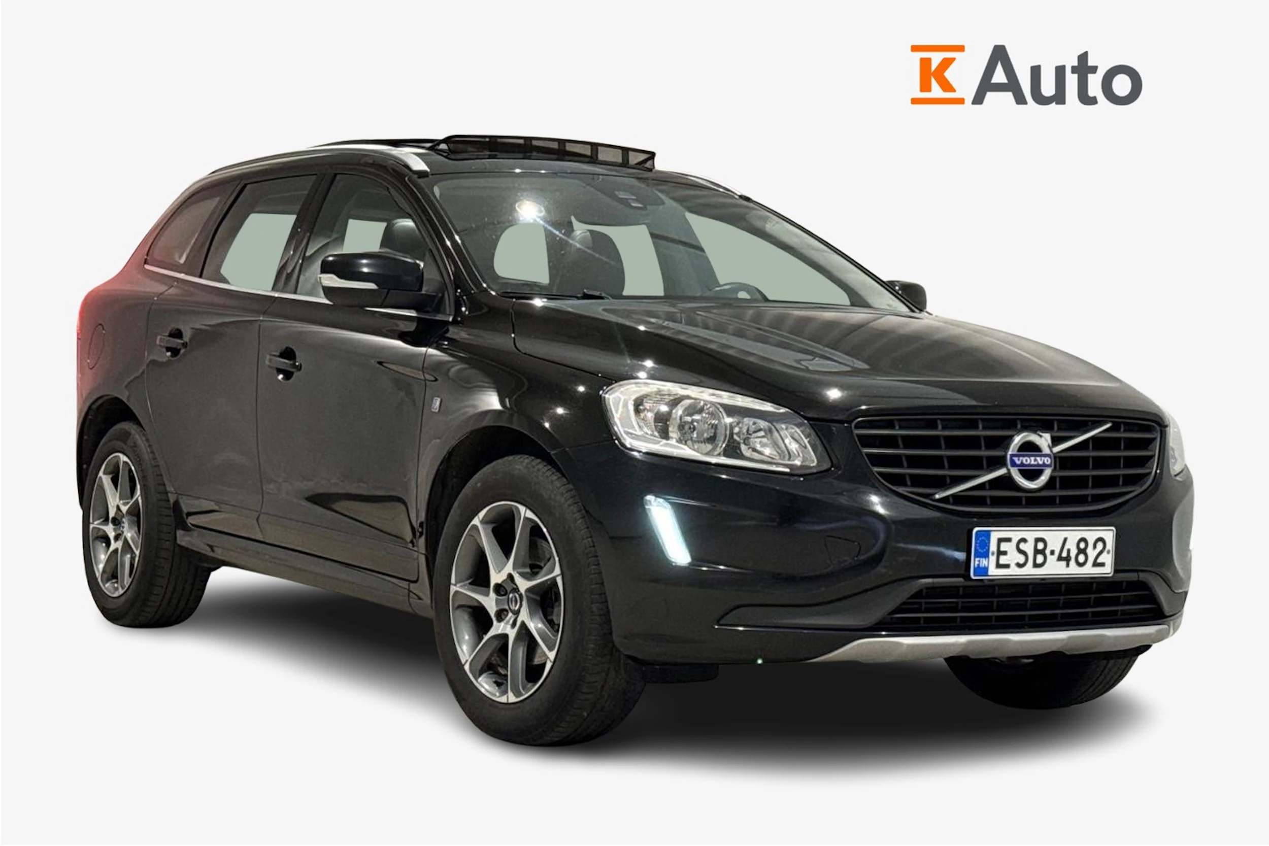 musta Volvo XC60 2017 kuva 1.