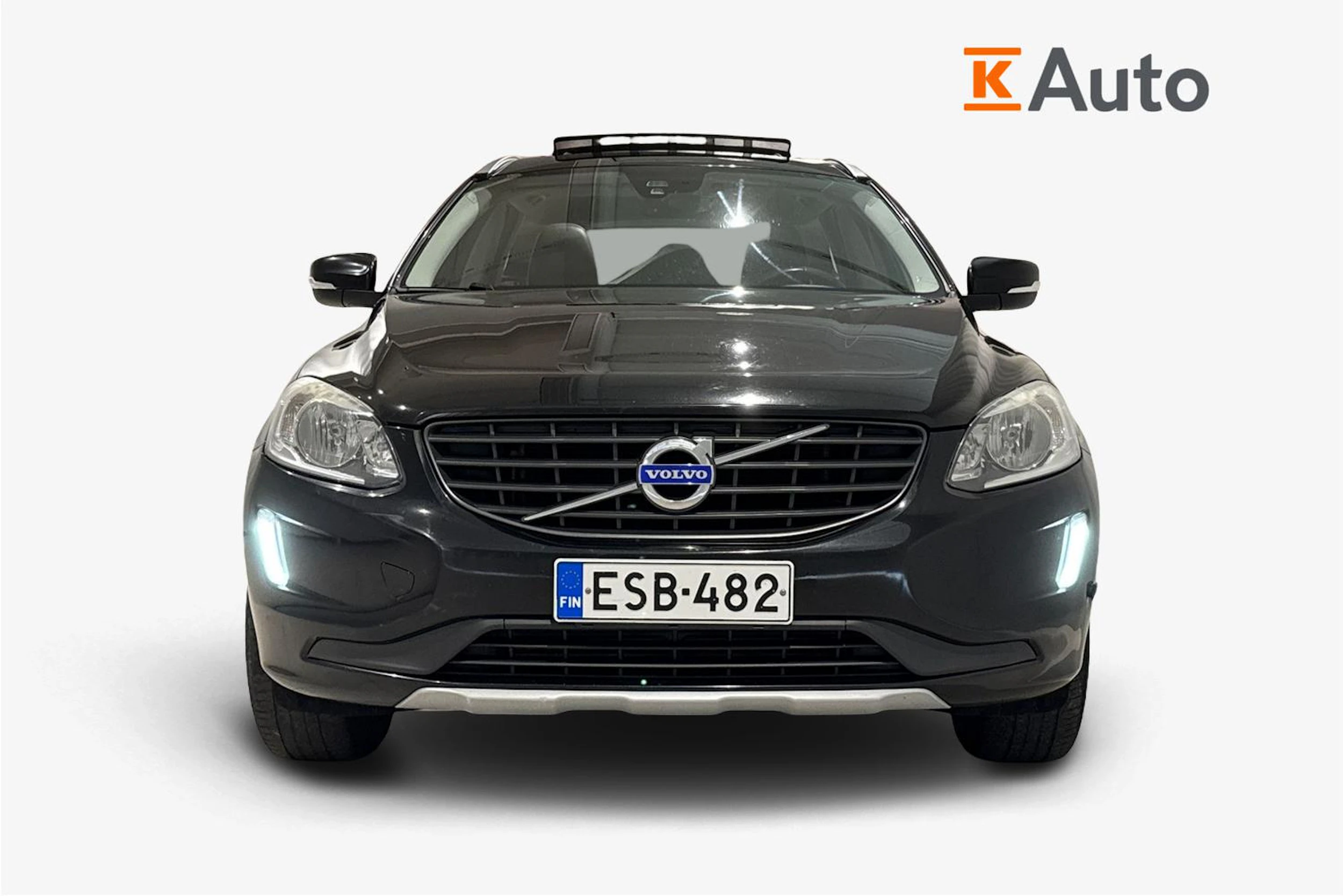 musta Volvo XC60 2017 kuva 4.