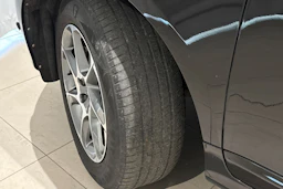musta Volvo XC60 2017 kuva 10.