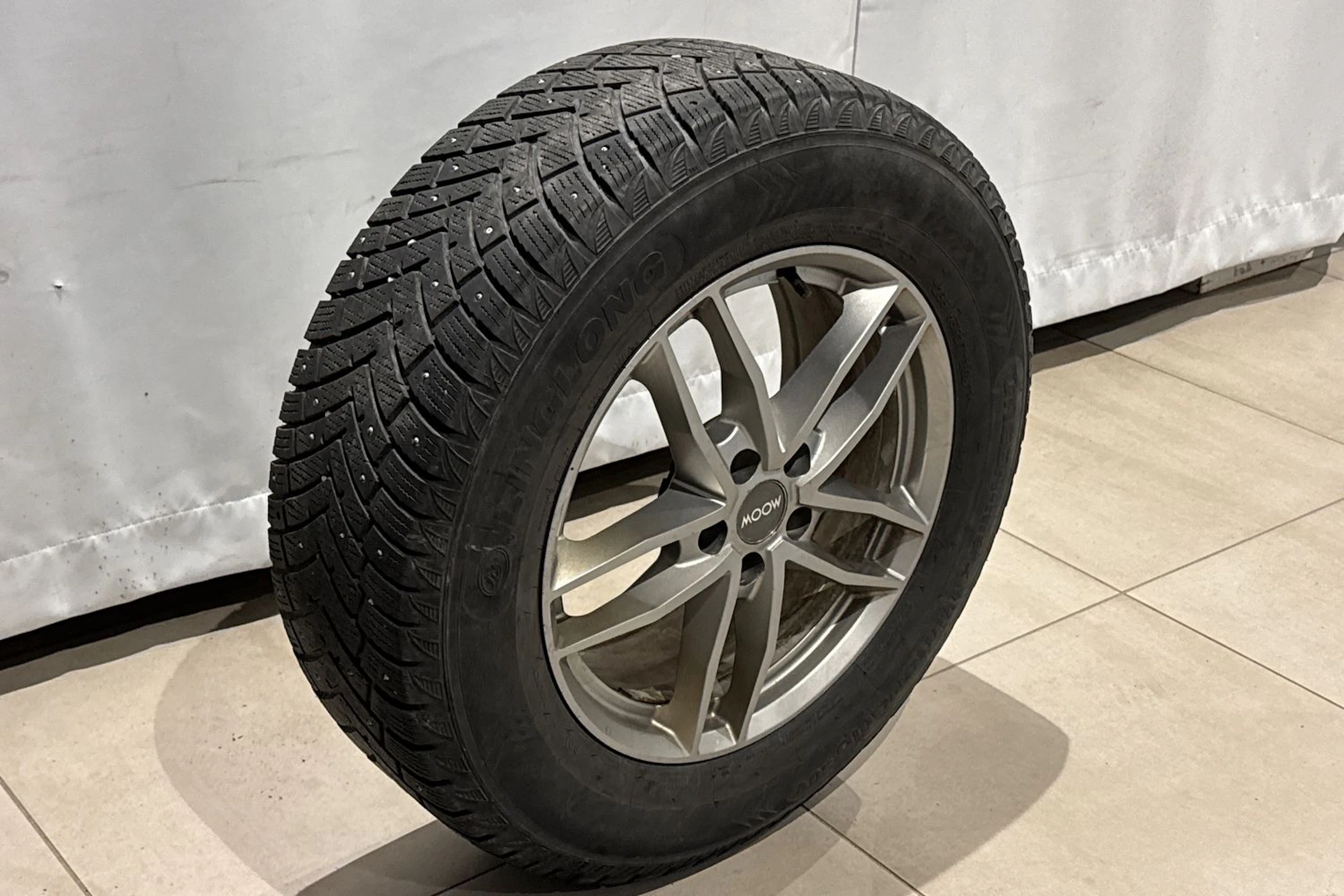 musta Volvo XC60 2017 kuva 11.