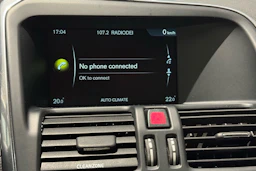 musta Volvo XC60 2017 kuva 21.