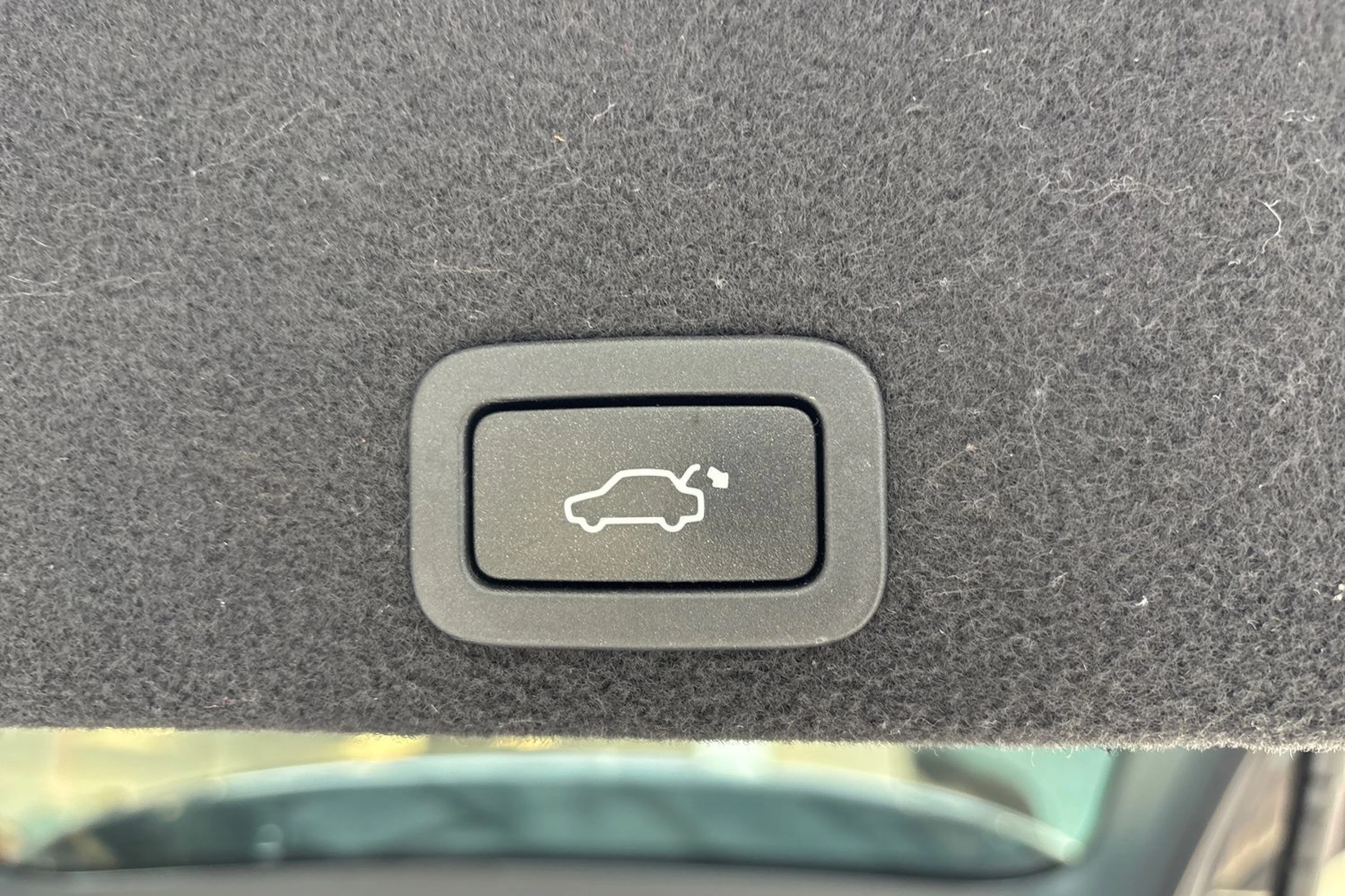musta Volvo XC60 2017 kuva 16.