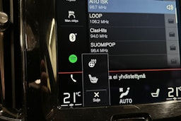 musta Volvo XC60 2018 kuva 20.