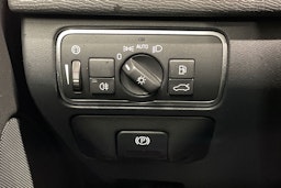 harmaa Volvo XC60 2017 kuva 21.