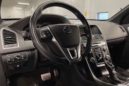 harmaa Volvo XC60 2017 kuva 24.