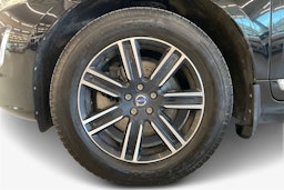 Musta Volvo XC60 2017 kuva 11.