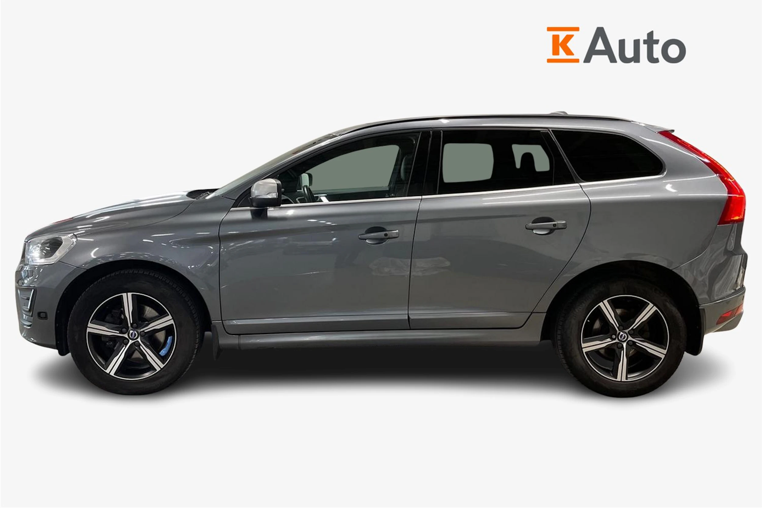 met. harmaa Volvo XC60 2017 kuva 5.