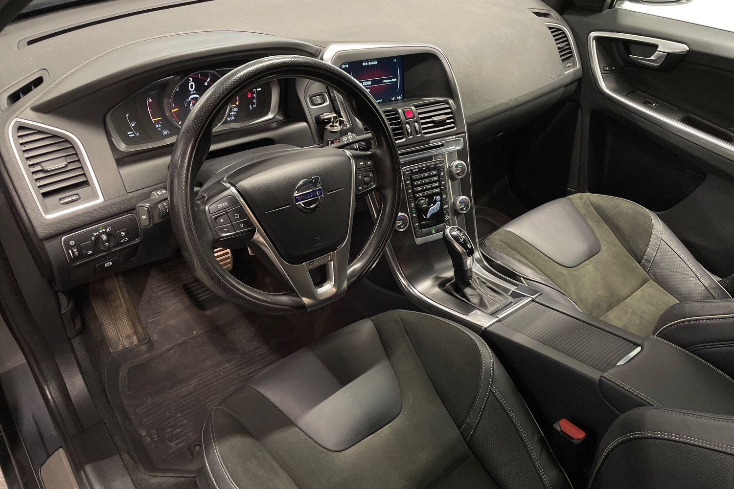 Volvo XC60 2017, kuva 6/23