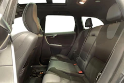 met. harmaa Volvo XC60 2017 kuva 8.