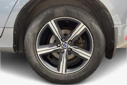 met. harmaa Volvo XC60 2017 kuva 9.