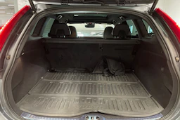 met. harmaa Volvo XC60 2017 kuva 12.