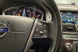 met. harmaa Volvo XC60 2017 kuva 19.