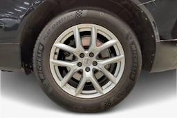musta Volvo XC60 2017 kuva 9.