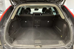 musta Volvo XC60 2017 kuva 12.