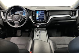 valkoinen Volvo XC60 2017 kuva 7.