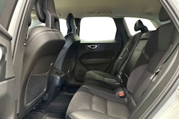 valkoinen Volvo XC60 2017 kuva 8.