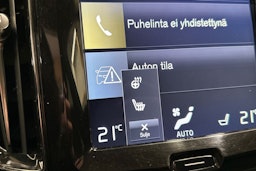 valkoinen Volvo XC60 2017 kuva 16.