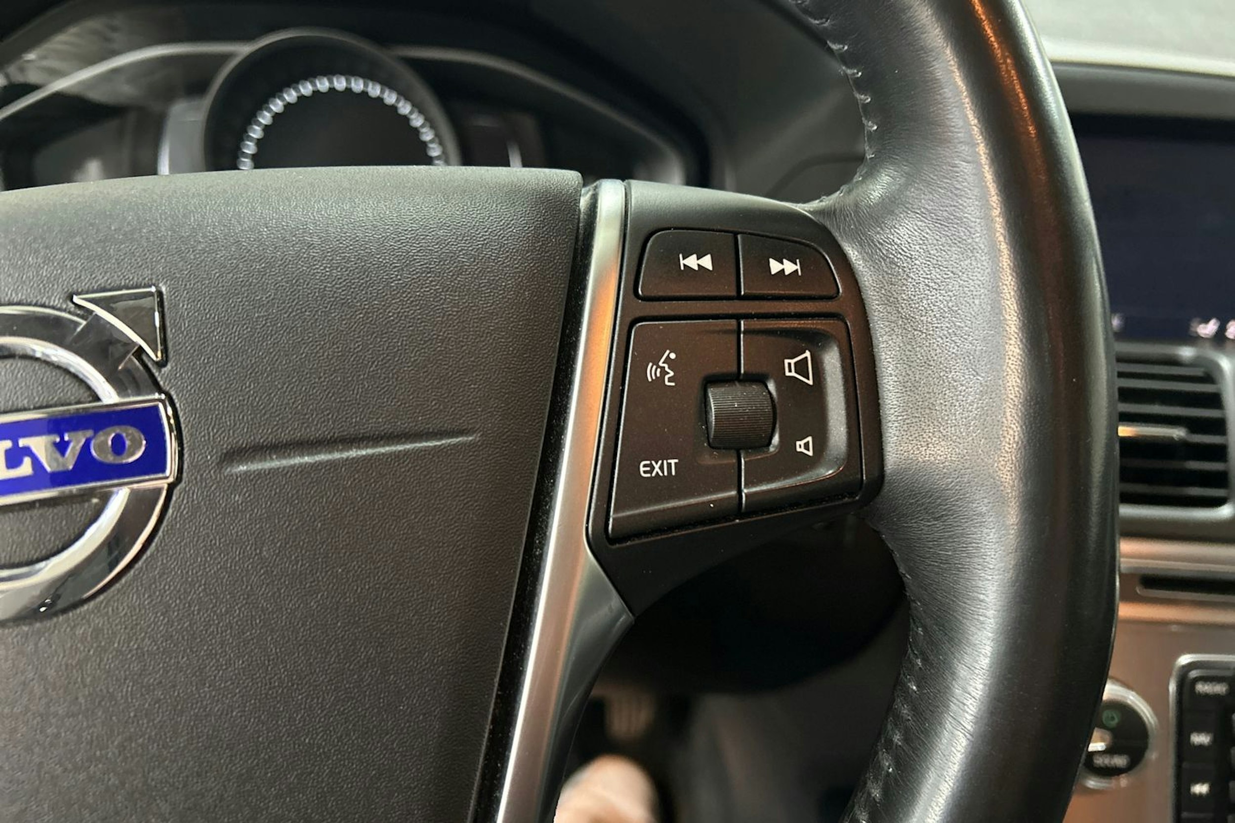 hopea Volvo XC60 2017 kuva 16.