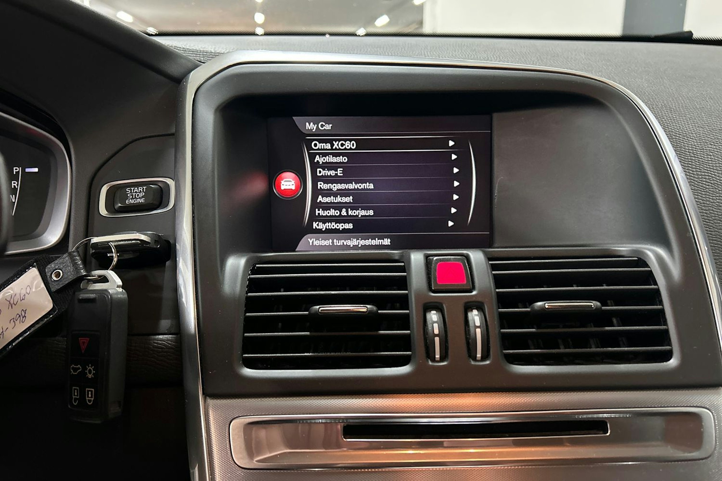 hopea Volvo XC60 2017 kuva 18.