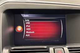 Valkoinen Volvo XC60 2017 kuva 20.