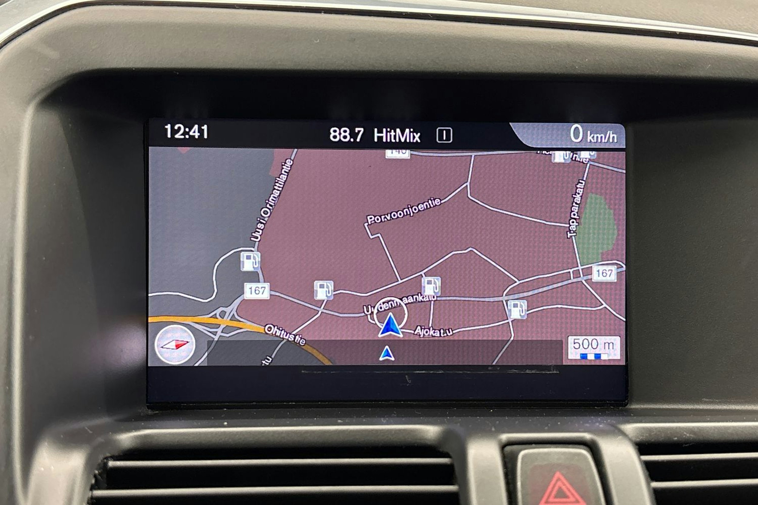 Valkoinen Volvo XC60 2017 kuva 21.