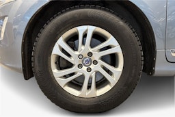 sininen Volvo XC60 2017 kuva 11.