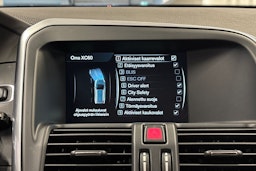 sininen Volvo XC60 2017 kuva 20.