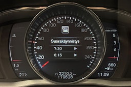 sininen Volvo XC60 2017 kuva 22.