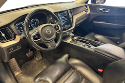 musta Volvo XC60 2017 kuva 3.