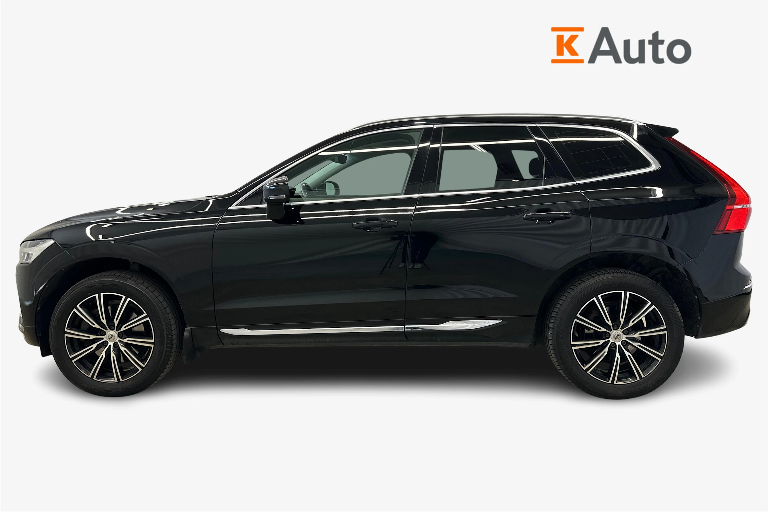musta Volvo XC60 2018 kuva 5.