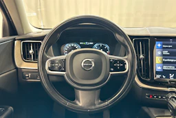 musta Volvo XC60 2018 kuva 12.