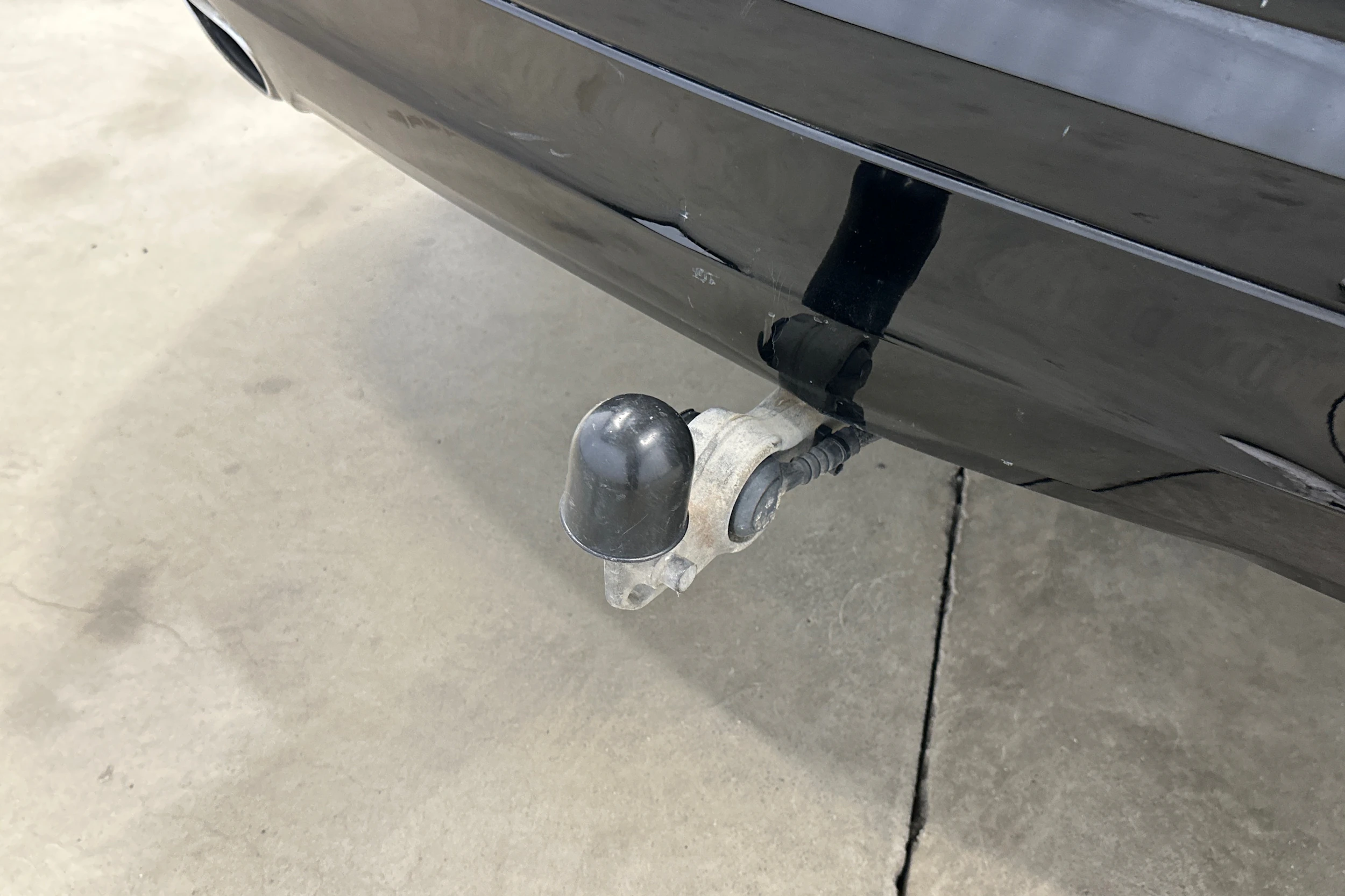 musta Volvo XC60 2018 kuva 28.