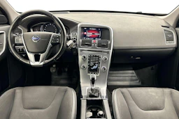 harmaa Volvo XC60 2017 kuva 6.