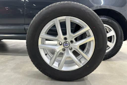 harmaa Volvo XC60 2017 kuva 15.