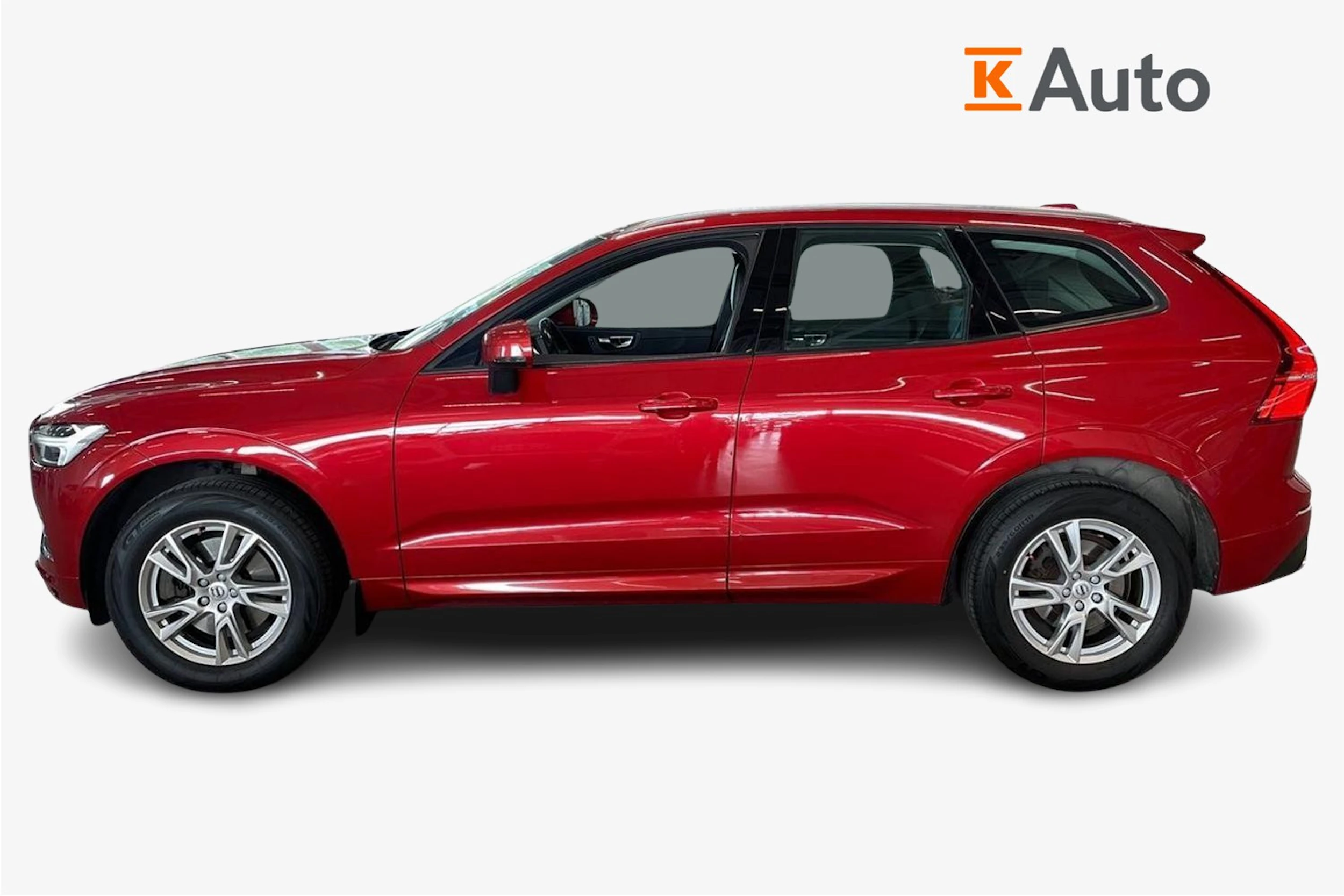 punainen Volvo XC60 2018 kuva 5.