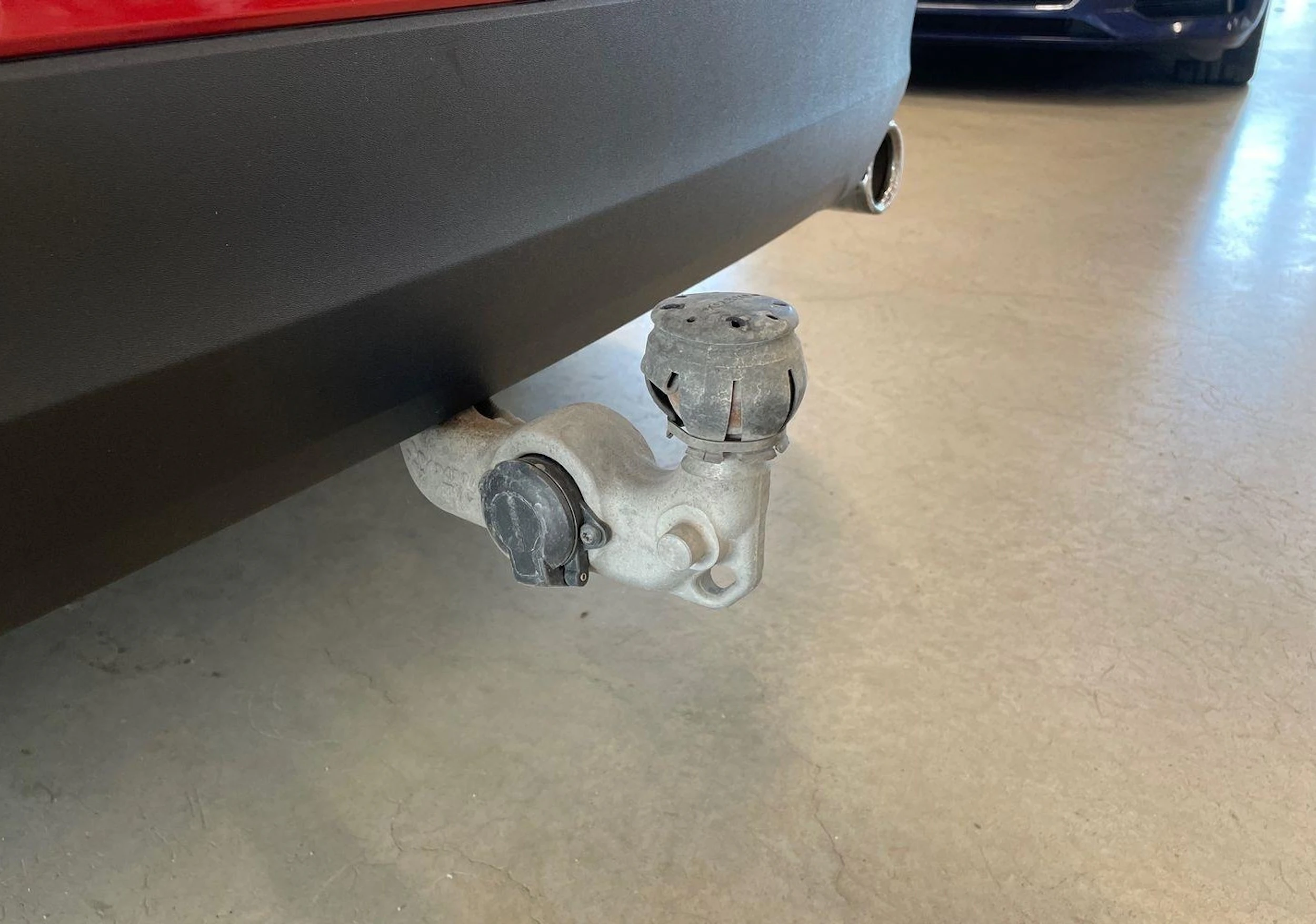 punainen Volvo XC60 2018 kuva 30.