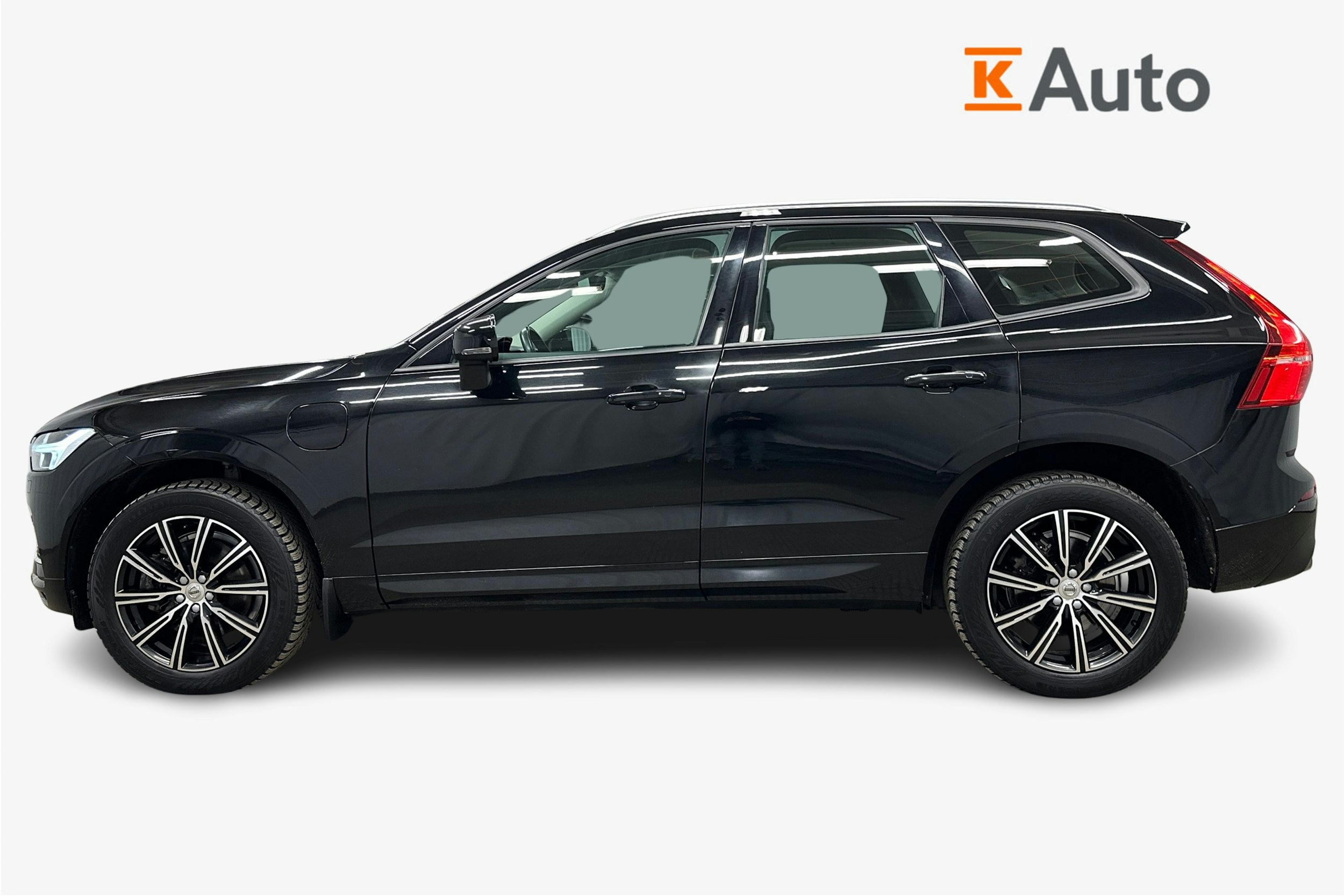 musta Volvo XC60 2018 kuva 6.