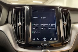 harmaa Volvo XC60 2018 kuva 19.